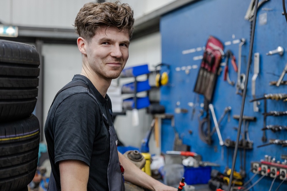 Common Image dinesten_images_1771927827.jpg Uitlijnen | Auto Flikweert