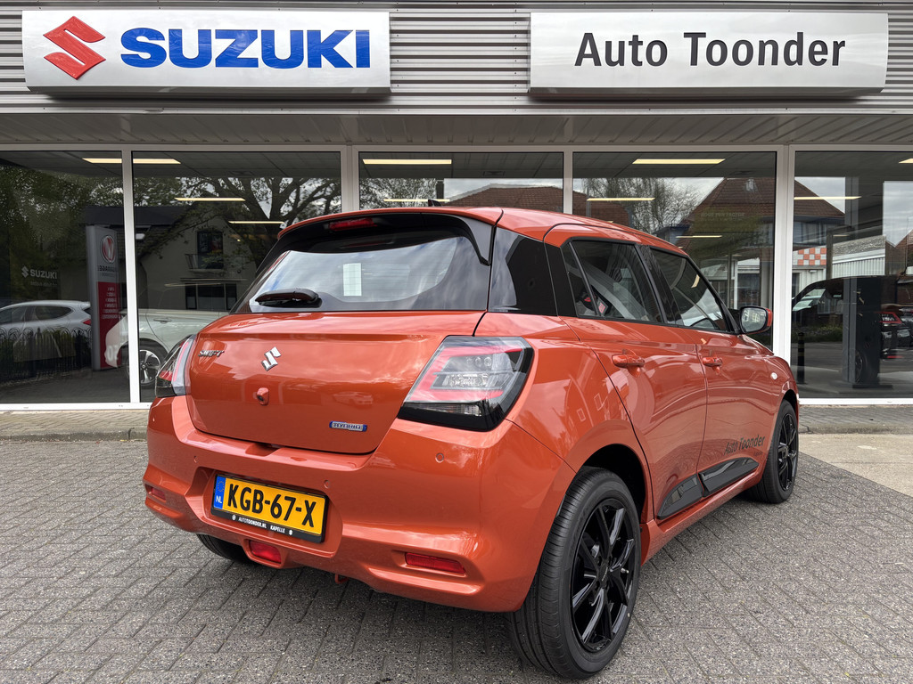 Suzuki Swift 1.2 Comfort Smart Hybrid Black Orange Edition/2250 korting 48533691-3.jpg | Auto Flikweert