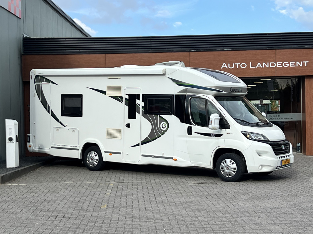 Chausson  757 Welcome | 2 enkele bedden + 1 Groot bed | Camera | TV + Schotel | DAB/ Carplay | Bear lock 50158617-3.jpg | Auto Flikweert