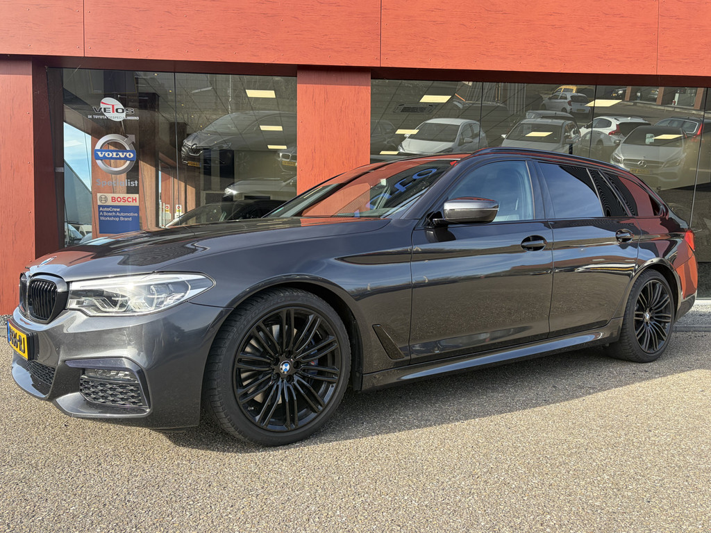 BMW 5 Serie Touring 530i M-SPORT High Executive | PANO | LEER | HEAD-UP | TREKHAAK 52216519-2.jpg | Auto Flikweert
