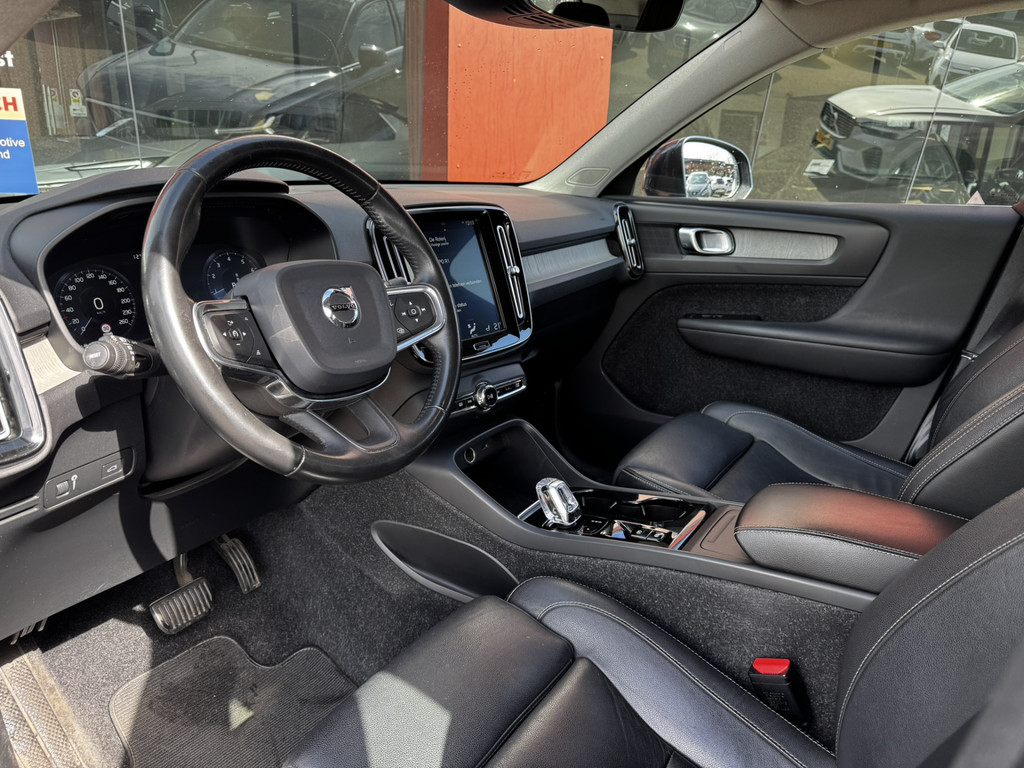 Volvo XC40 2.0 T4 Inscription AUTOMAAT | LEER | 19'' LMV | TREKHAAK 52612361-4.jpg | Auto Flikweert