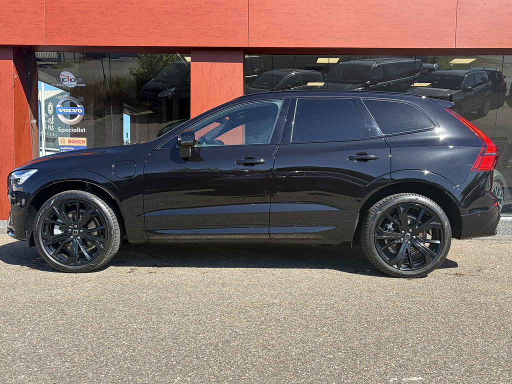 Volvo XC60 2.0 T6 Plug-in hybrid AWD Ultra Black Edition | Trekhaak | 53120310-0.jpg | Auto Flikweert