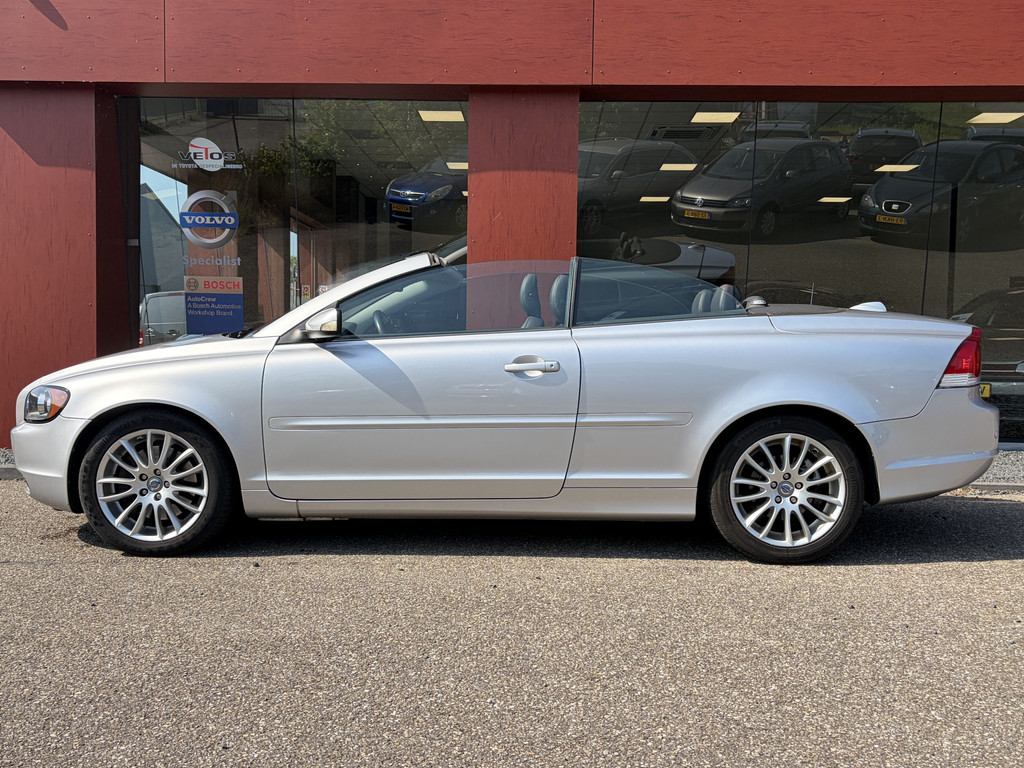 Volvo C70 Convertible 2.4i Momentum 53741109-0.jpg | Auto Flikweert