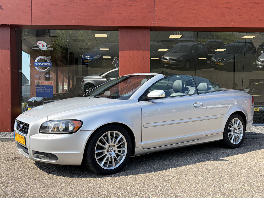 Volvo C70 Convertible 2.4i Momentum 53741109-2.jpg | Auto Flikweert