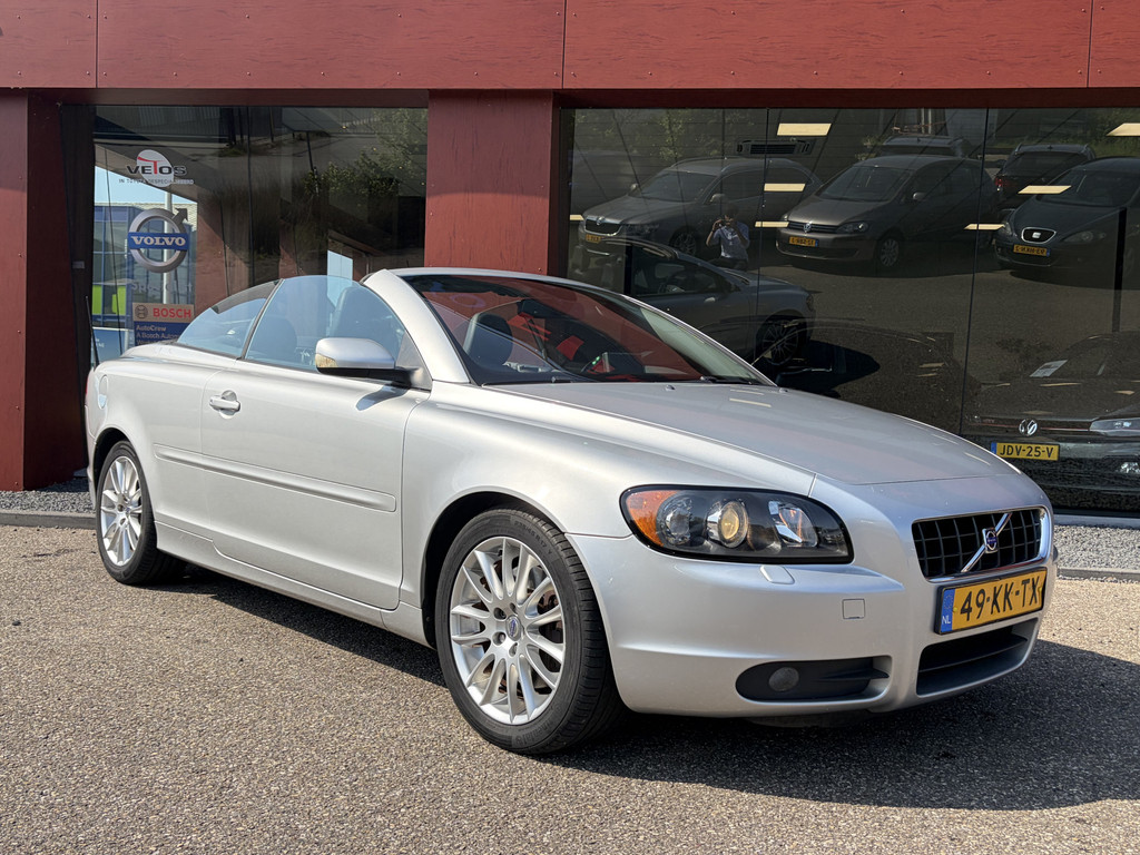 Volvo C70 Convertible 2.4i Momentum 53741109-4.jpg | Auto Flikweert