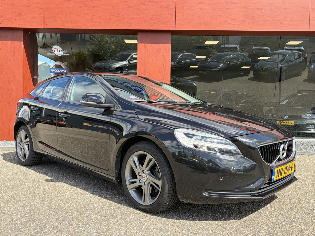 Volvo V40 2.0 T2 Inscription 54247915-1.jpg | Auto Flikweert