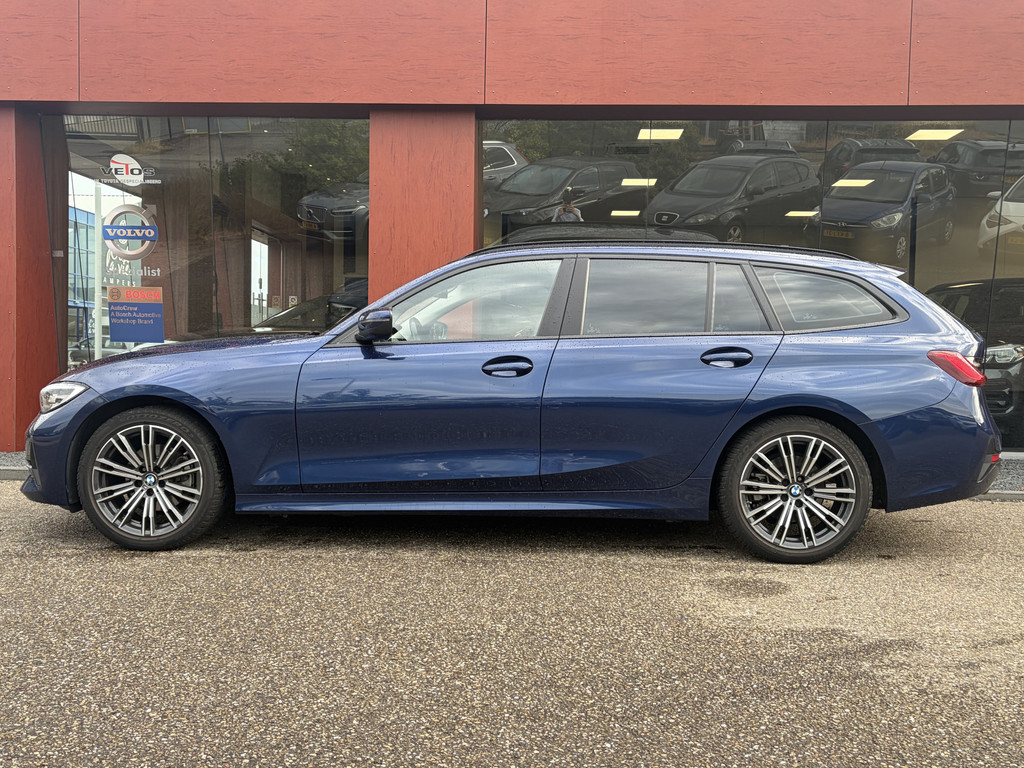 BMW 3 Serie Touring 320i High Executive Edition 56065774-0.jpg | Auto Flikweert