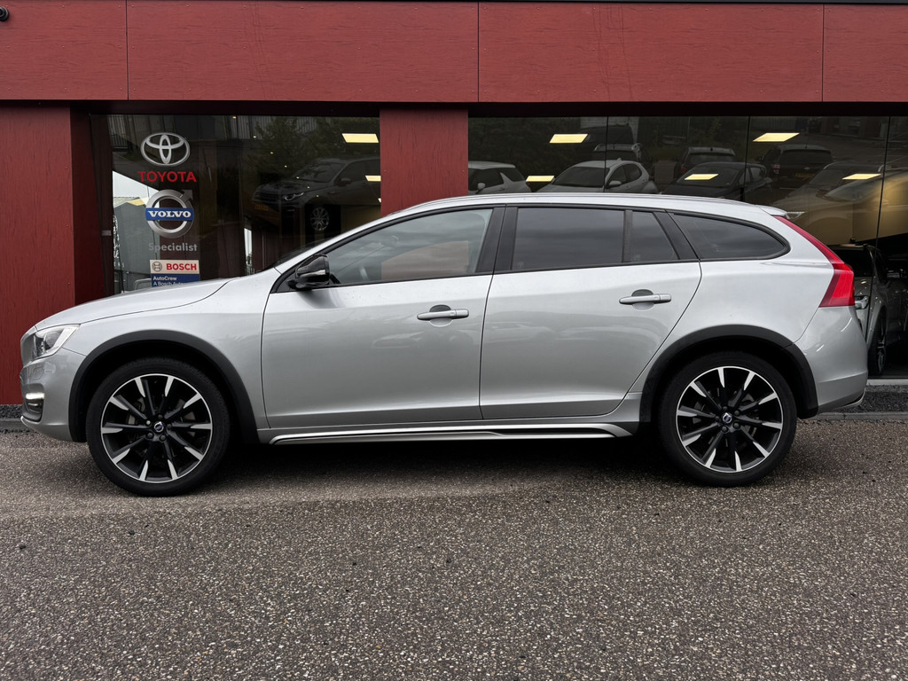 Volvo V60 Cross Country 2.0 T5 Polar+ AUTOMAAT | 19" LMV | On-Call | Trekhaak | schuif-kanteldak 57568458-0.jpg | Auto Flikweert
