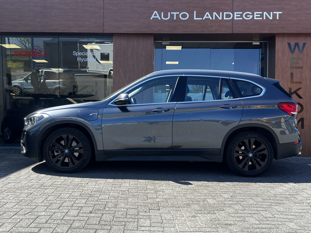BMW X1 xDrive25e eDrive Edition PHEV | Camera | NAV | Cruise control | Trekhaak 49634794-0.jpg | Auto Flikweert