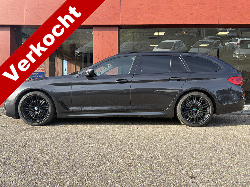 BMW 5 Serie Touring 530i M-SPORT High Executive | PANO | LEER | HEAD-UP | TREKHAAK 52216519-0.jpg | Auto Flikweert