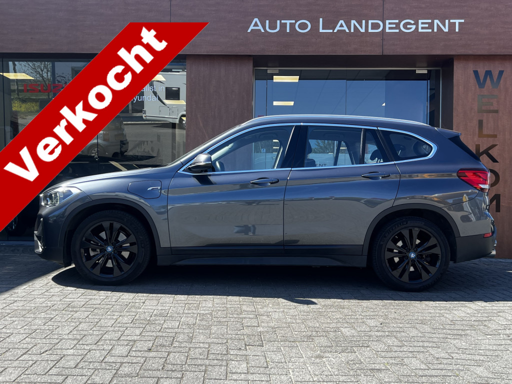 BMW X1 xDrive25e eDrive Edition PHEV | Camera | NAV | Cruise control | Trekhaak 53904675-0.jpg | Auto Flikweert