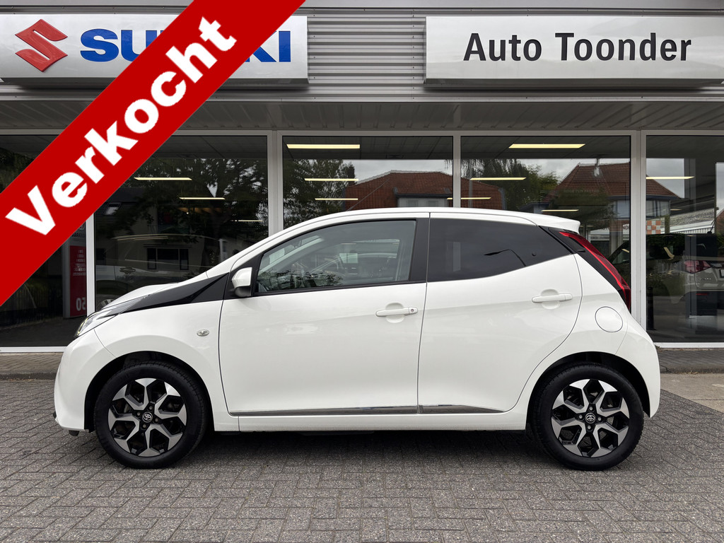 Toyota Aygo 1.0 VVTi X-Joy/Camera/Carplay/Climate-control 54142629-0.jpg | Auto Flikweert